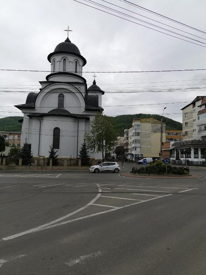 Apartament Asr Piatra Neamt Luaran gambar